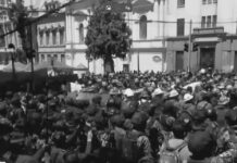 Policía reprimió a docentes que exigían mejores condiciones laborales en Bolivia