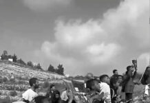 «¡Abran el paso!»: Niños palestinos piden que los dejen pasar para ir a la escuela