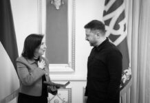 El dictador nazi-fascista ucraniano condecora a Margarita Robles por el apoyo permanente de España a su régimen