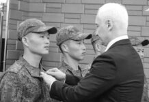 Rusia condecora a los militares norcoreanos que ayudaron a liberar la provincia de Kursk