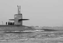 Estados Unidos exhibe un submarino nuclear en Gibraltar