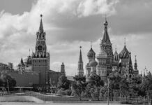 El Kremlin sobre la carta de Zelenski: «Si quiere hablar, puede venir a Moscú»