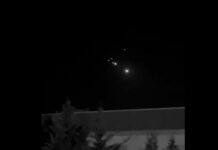 Lluvia de misiles iraníes ilumina el cielo nocturno en Israel