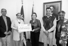 Educadores brasileños entregan donación solidaria a Cuba