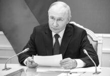 Bezrukov: Rusia debe prepararse para 20 años de conflicto con Occidente