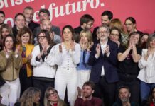 SUMAR se divide después de restar.