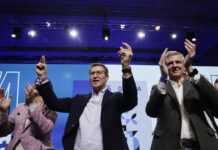Cando enfermar se converte nun problema político y se prioriza la economía frente a la salud.