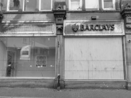 Los miembros de Acción Palestina que pintaron las oficinas del Banco Barclays van a ser condenados por ‘terrorismo’