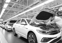 Emite China directriz sobre prácticas de fabricantes de automóviles