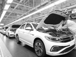 Emite China directriz sobre prácticas de fabricantes de automóviles