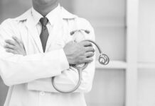Un millón de estadounidenses tienen que viajar a México anualmente para recibir atención médica